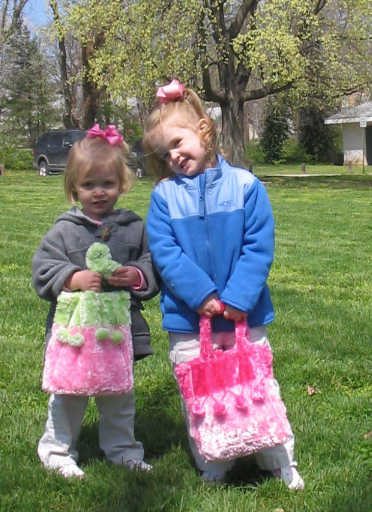 2006_04_08 Cate and Jane in Alton.jpg